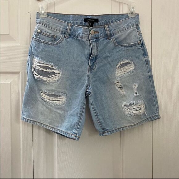 Forever 21 Distressed Light Denim Women's Shorts - Picture 8 of 14